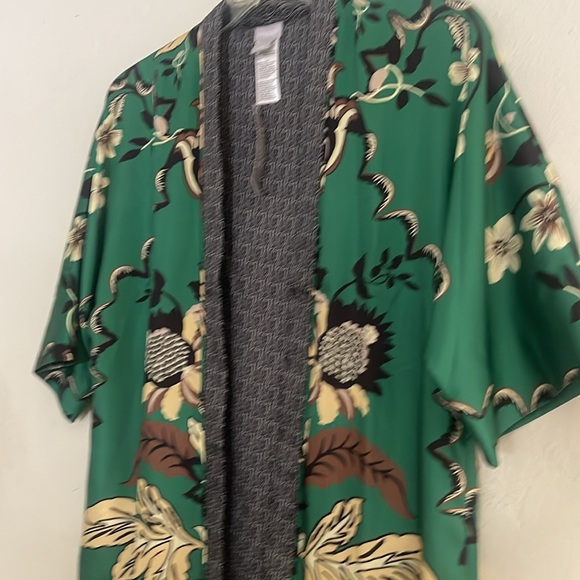 Covering - Picture 8 of 11